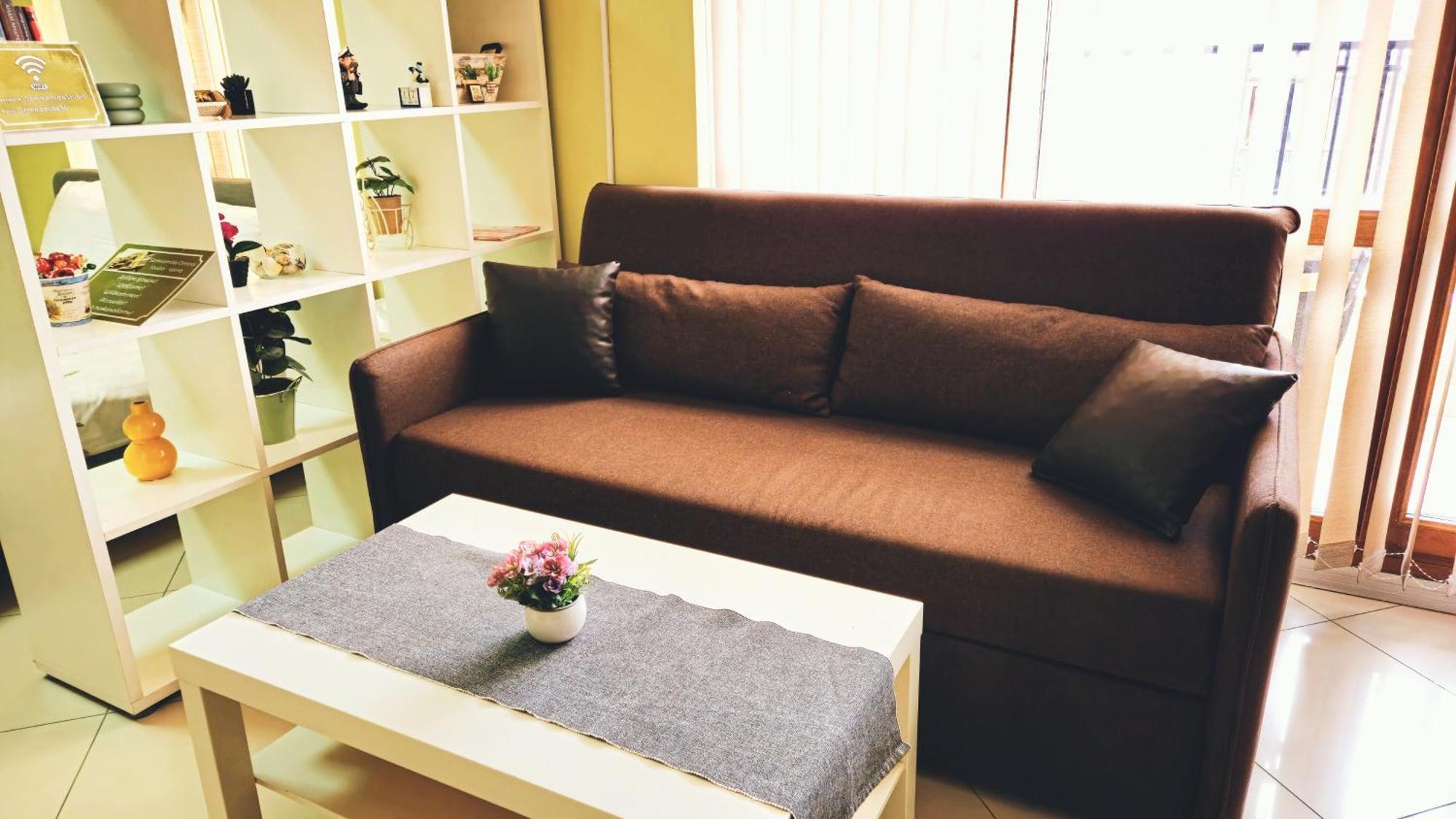 Semiramida Central Studio Warna Exterior foto